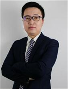 馬向前